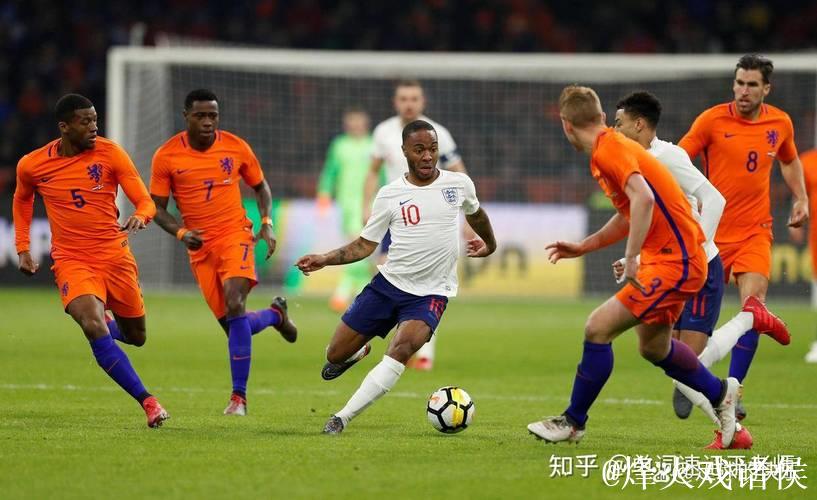 加克波传射西蒙斯破门 荷兰4-0立陶宛晋级世界杯 加克波传射西蒙斯破门 荷兰4-0立陶宛晋级世界杯